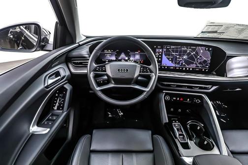 2025 Audi Q5 Premium Plus TFSI quattro S tronic