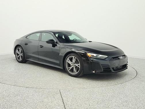 Mythos Black Metallic 2023 Audi e-tron GT Premium Plus quattro