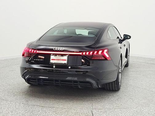 Mythos Black Metallic 2023 Audi e-tron GT Premium Plus quattro