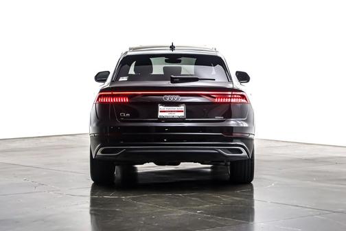 2022 Audi Q8 55 Premium