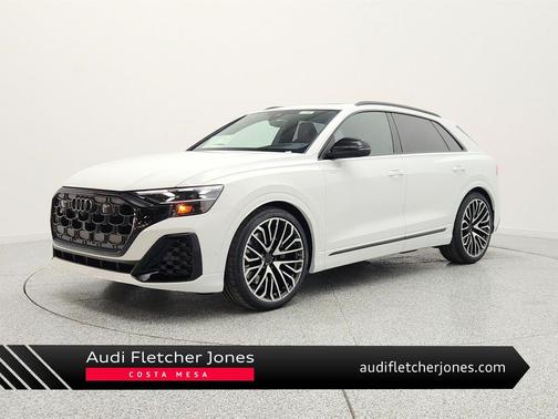 Carrara White 2026 Audi SQ8 4.0T Prestige