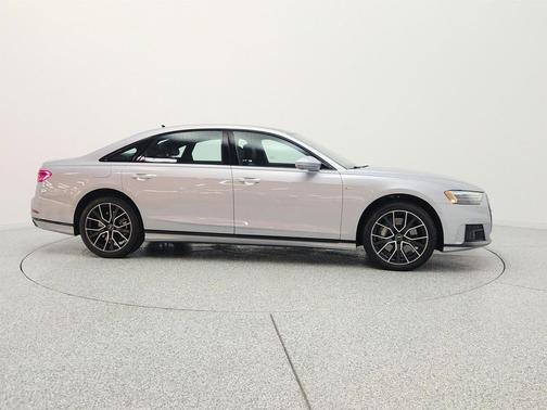 Florett Silver Metallic 2021 Audi A8 L 55