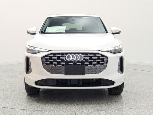 Arkona White 2026 Audi Q5 Premium Plus TFSI quattro S tronic
