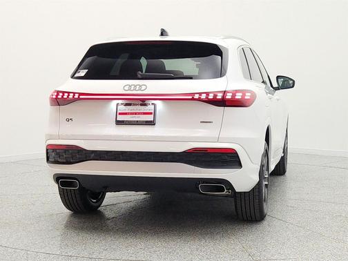 Arkona White 2026 Audi Q5 Premium Plus TFSI quattro S tronic