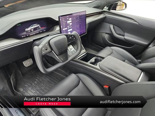 2022 Tesla Model S Plaid