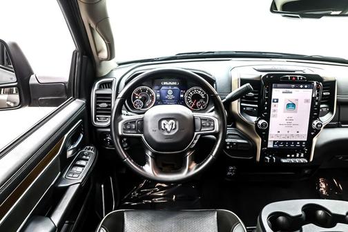 2024 RAM 2500 Laramie Crew Cab 4x4 6'4' Box