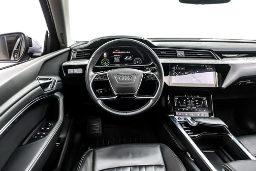 2022 Audi e-tron Premium
