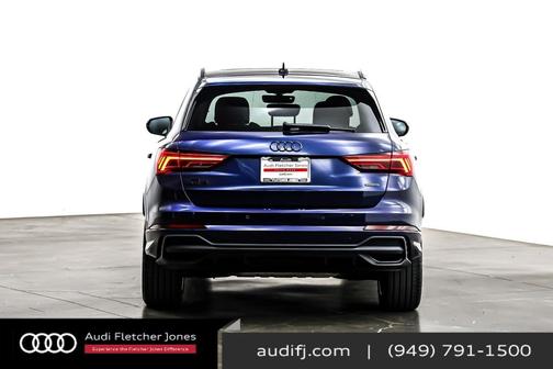 2024 Audi Q3 Premium 45 TFSI S line quattro Tiptronic