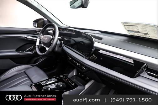 2025 Audi Q6 e-tron Premium Plus quattro