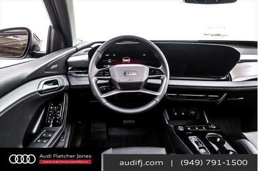 2025 Audi Q6 e-tron Premium Plus quattro