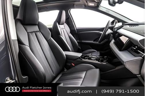2025 Audi Q6 e-tron Premium Plus quattro