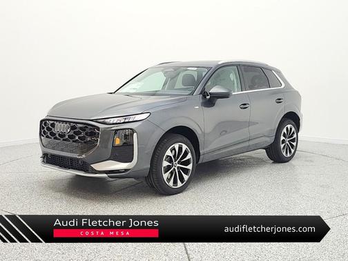 Daytona Gray Pearl Effect 2026 Audi Q3 TFSI quattro S tronic