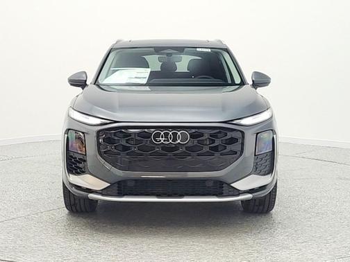 Daytona Gray Pearl Effect 2026 Audi Q3 TFSI quattro S tronic