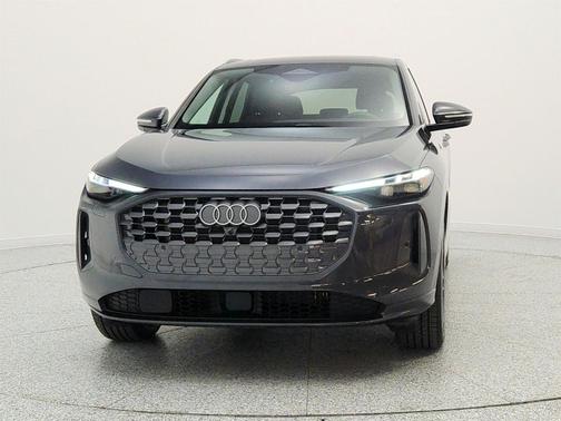 Tambora Gray Metallic 2025 Audi Q5 Premium Plus TFSI quattro S tronic