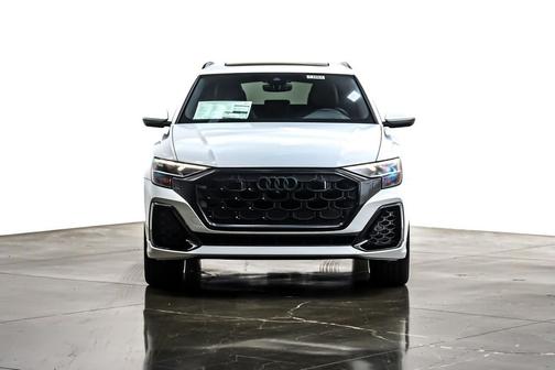 2025 Audi Q8 55 Premium Plus