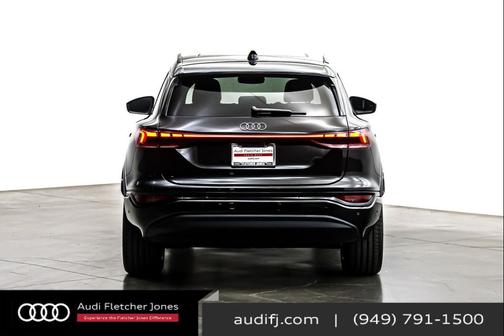 2025 Audi Q6 e-tron Premium Plus