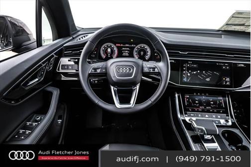 2025 Audi Q7 55 Premium Plus