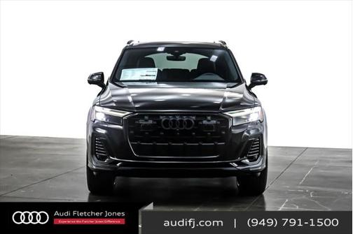 2025 Audi Q7 55 Premium Plus