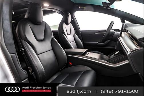 2025 Tesla Model X Plaid