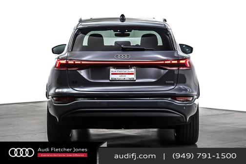2025 Audi Q6 e-tron Premium Plus quattro