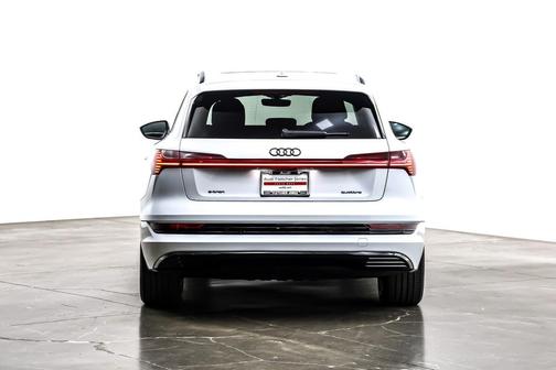 2023 Audi e-tron Premium quattro