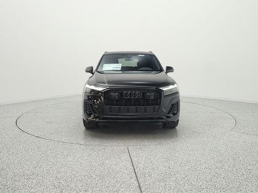 Mythos Black Metallic 2026 Audi Q7 55 Premium Plus