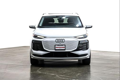 2025 Audi Q6 e-tron Premium