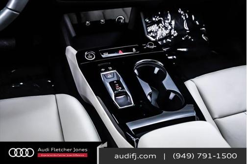 2025 Audi Q6 e-tron Premium Plus