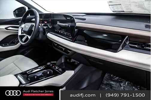 2025 Audi Q6 e-tron Premium Plus