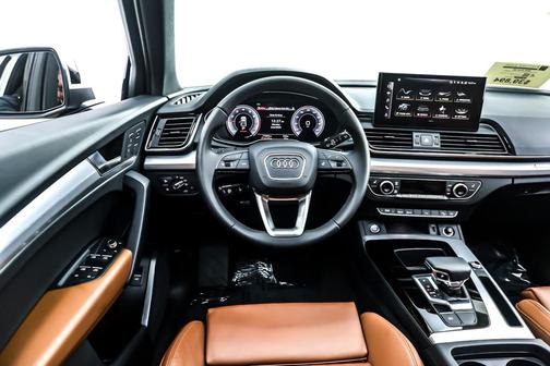 2025 Audi Q5 45 S line Premium