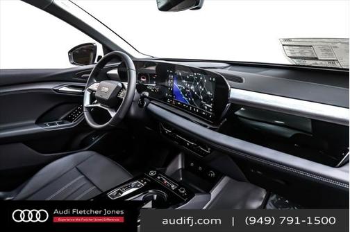 2025 Audi Q6 e-tron Premium Plus quattro