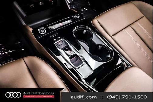 2025 Audi Q6 e-tron Premium Plus quattro