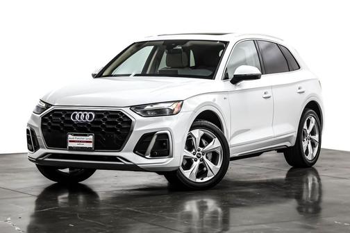 2023 Audi Q5 45 S line Premium Plus