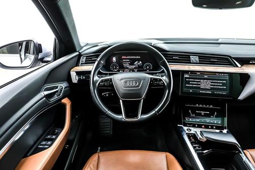 2022 Audi e-tron Sportback S line Premium Plus