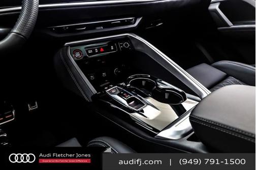 2025 Audi SQ5 3.0T Premium Plus
