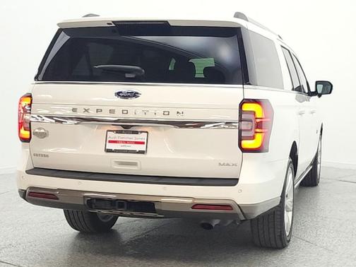 Star White Metallic Tri-Coat 2024 Ford Expedition Max King Ranch