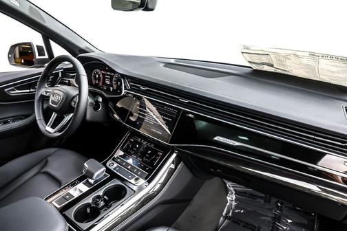 2026 Audi Q7 45 Premium Plus