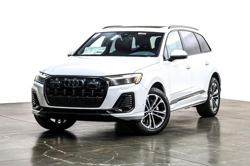 2026 Audi Q7 45 Premium Plus