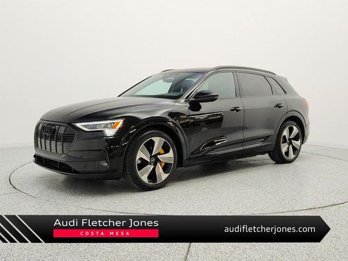 Mythos Black Metallic 2023 Audi e-tron Premium Plus quattro