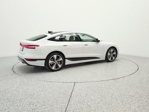 Glacier White Metallic 2025 Audi A6 e-tron Premium Plus