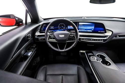 2025 Cadillac LYRIQ Sport