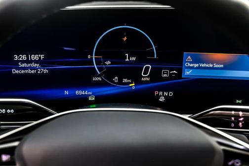 2025 Cadillac LYRIQ Sport