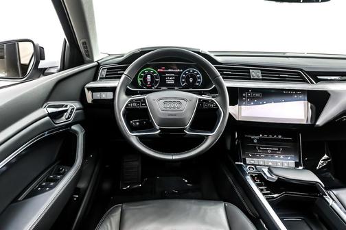 2023 Audi e-tron Premium quattro