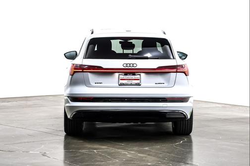 2023 Audi e-tron Premium quattro