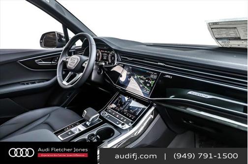 2025 Audi Q7 45 Premium Plus