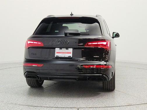 Mythos Black Metallic 2024 Audi Q5 55 S line Premium Plus