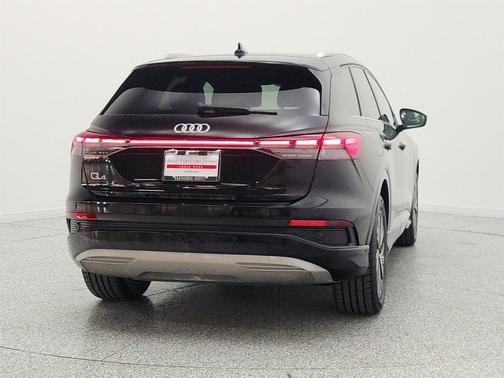 Mythos Black Metallic 2023 Audi Q4 e-tron Premium Plus 40 RWD