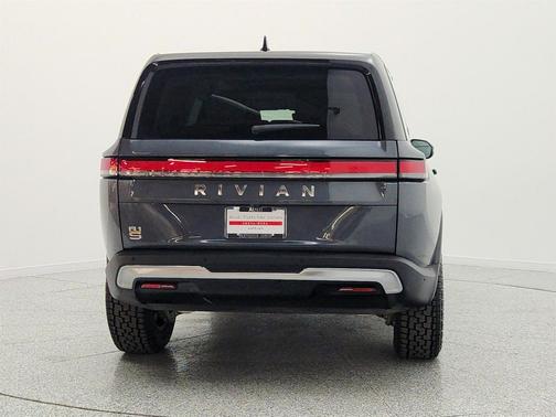 El Cap Granite 2024 Rivian R1S Adventure Quad Motor Large Pack
