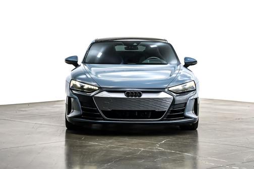 2022 Audi e-tron GT Premium Plus