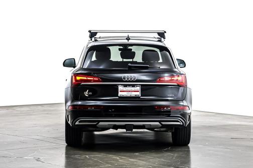 2023 Audi Q5 40 Premium Plus